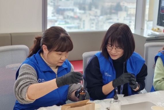 [사진자료2] AXA손해보험, 여성한부모 자립 지원 위한 원데이 클래스 실시